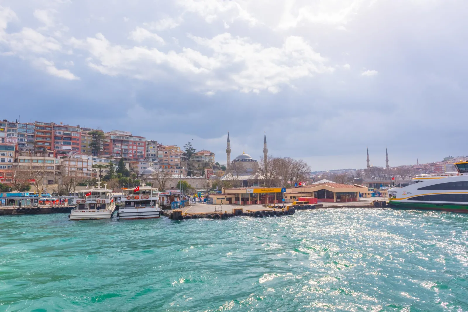 Üsküdar İskelesi